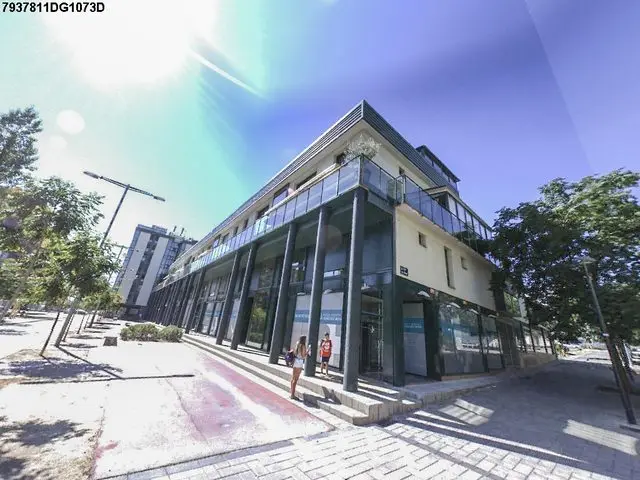 Calle de Ancianitat, 92
