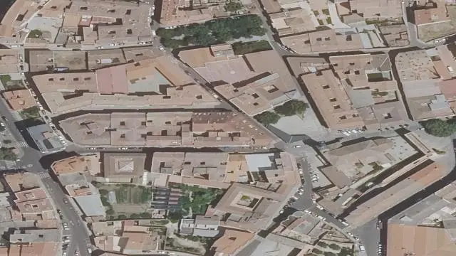 Calle Fernando de Rojas, 1