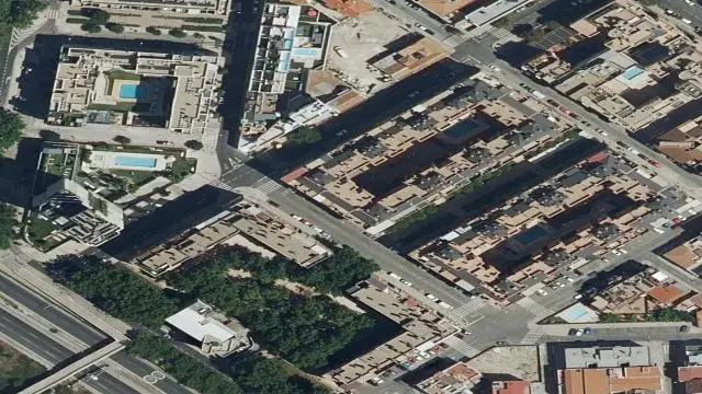 Calle Julian Rabanedo, 36