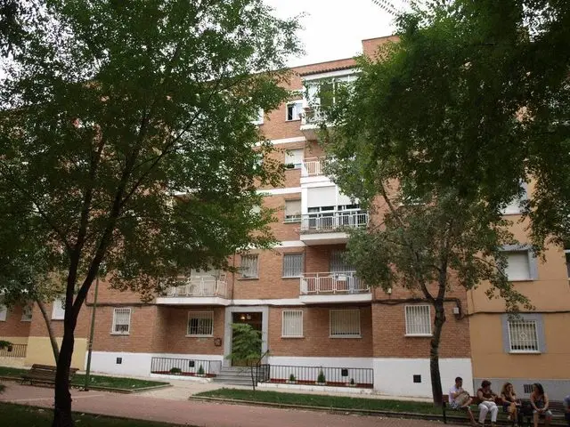Calle Puentelarra, 19