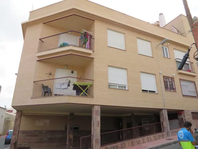 Calle Escuelas, 10