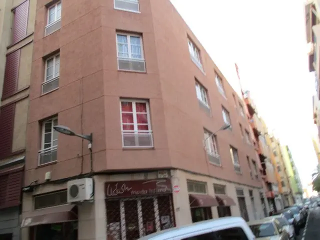 Calle Benavides, 57, Bj Dr