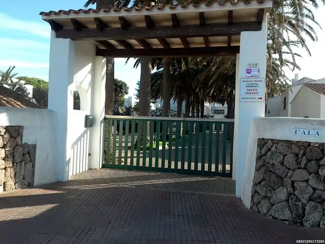 Camino Farola, 25, 1º 16