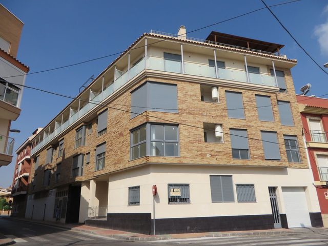 Calle Pintor Gomez Cano, -2º 60
