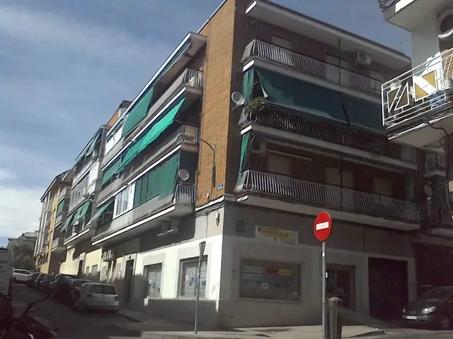 Calle Berastegui, 35