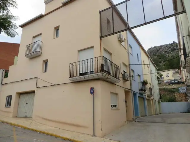 Calle José Escrivá, 28, Planta 0, Puerta 4