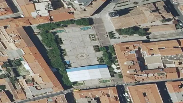 Avenida Juan Pablo II, 1, Atico a