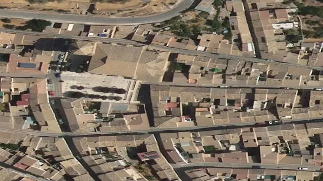 Calle Iglesia, 25, Bj 1