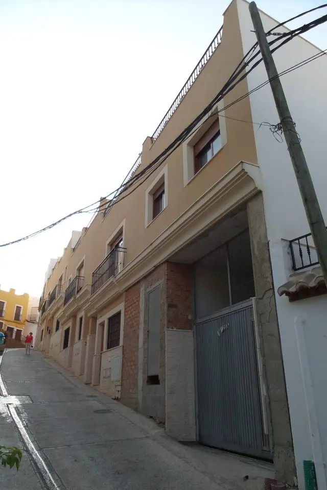 Calle Hospital, 1