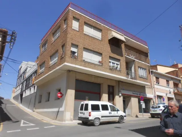 Calle Lleida, 44-46