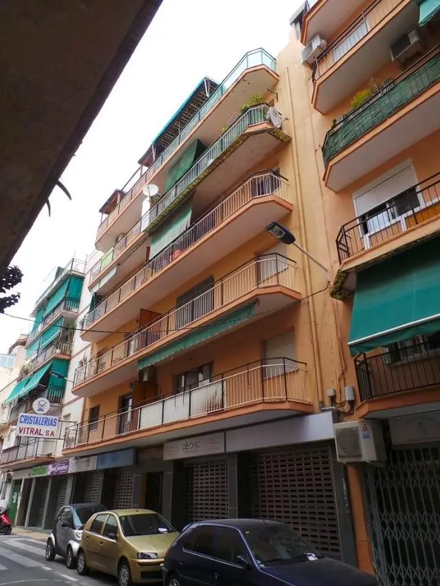 Calle Apolo XI, 8