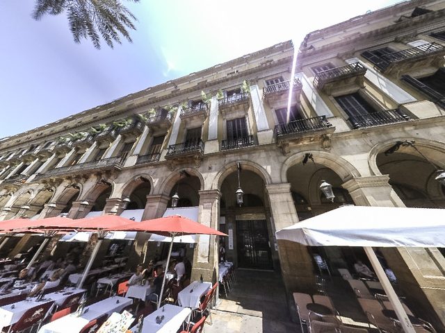Plaza Real, 10, 3