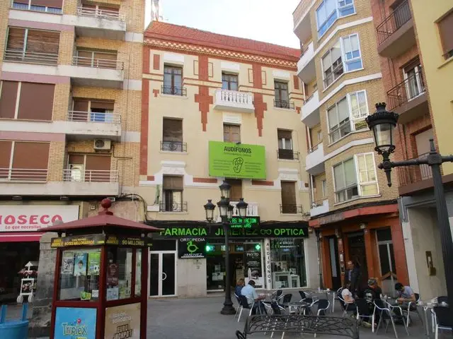 Calle Juan Carlos i 7