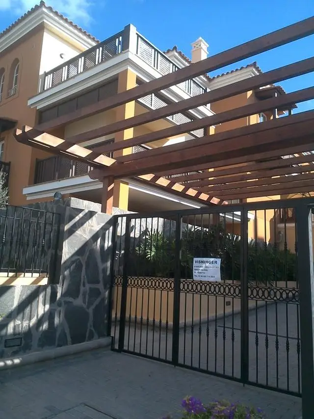 Calle Tahona, 2