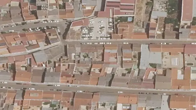 Calle Constantino Lazaro 8
