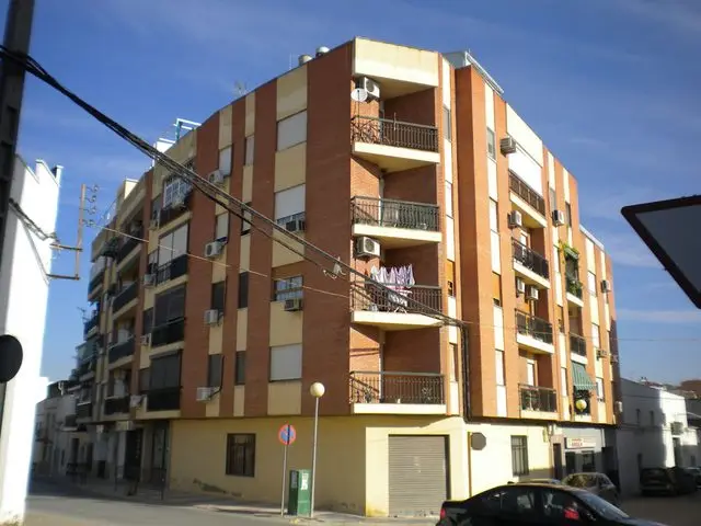 Calle Baeza, 82