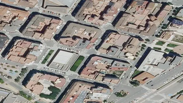 Calle Almirante Cervera Esquina C/ Monturiol4-3