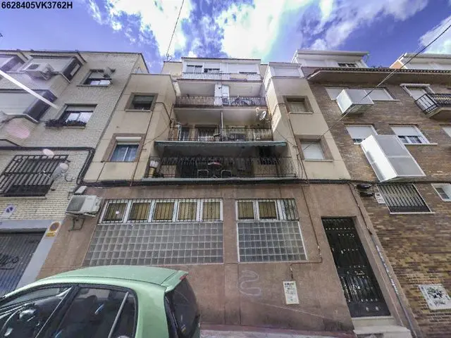 Calle Lucero, 28, Bajo, Puerta 1