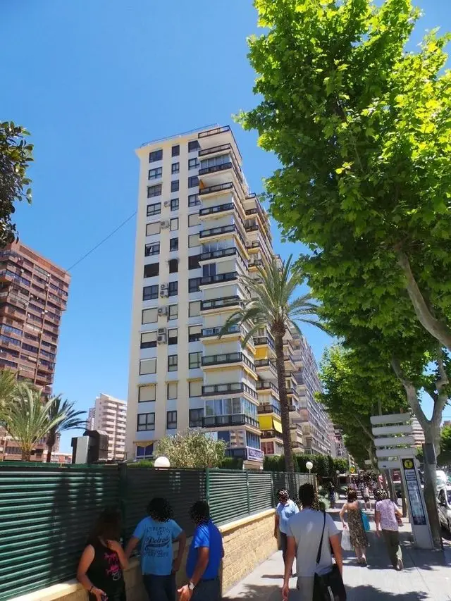 Avenida Mediterraneo, 1