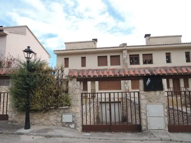Calle Pinar, 9