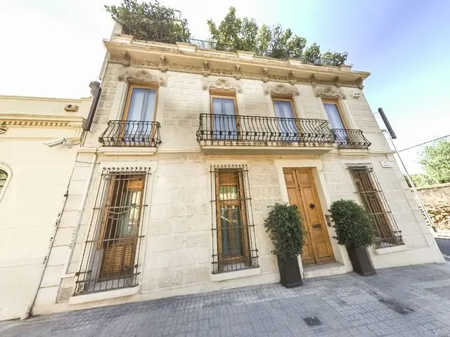 Calle de Vendrell y de Jesus Maria S/n