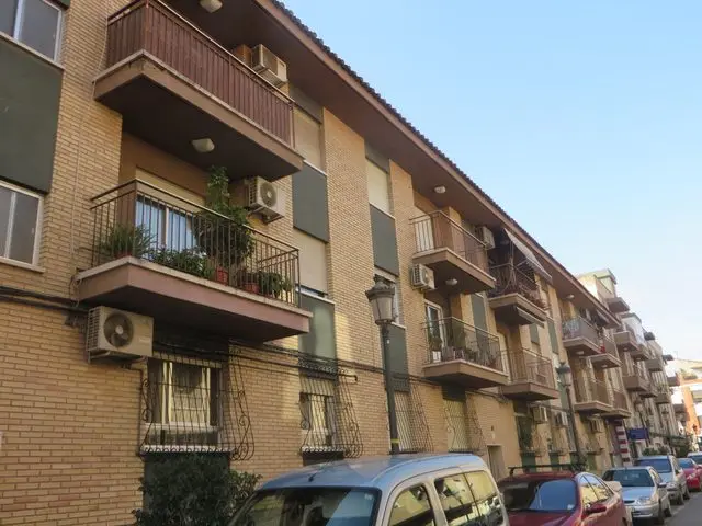 Calle Alhambra, 3