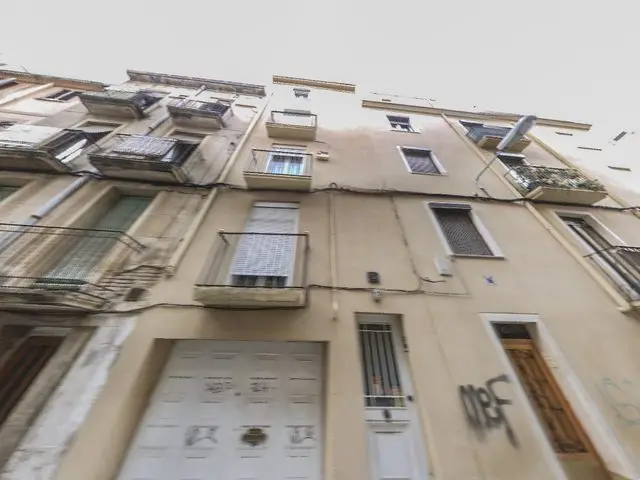 Calle Estel 14