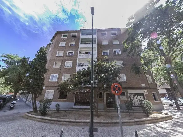 Calle Asalto, 54