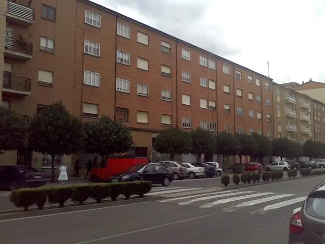 Avenida Federico Silva 34 Primero d