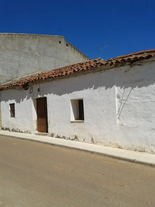 Calle Santa Marina, 14