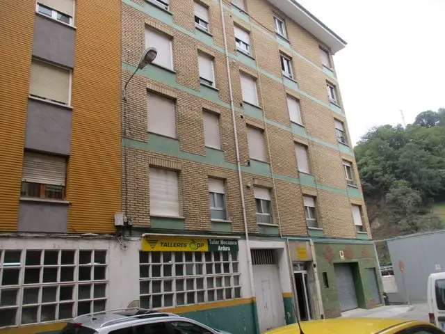 Calle Jesús Neira, 3