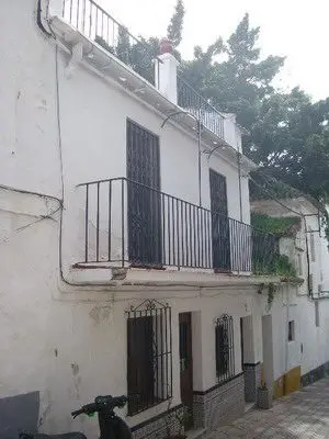 Calle Bermeja, 8