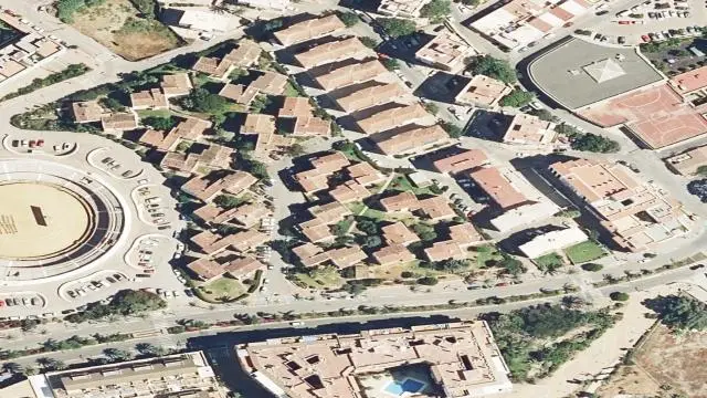 Urbanización Ronda en el Mar, 14