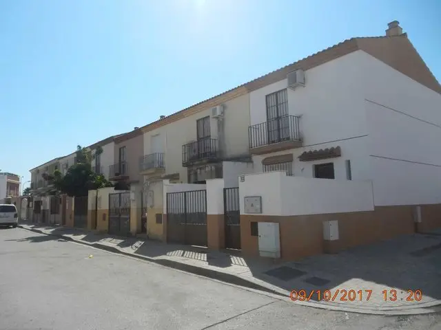 Calle Trebujena, 38
