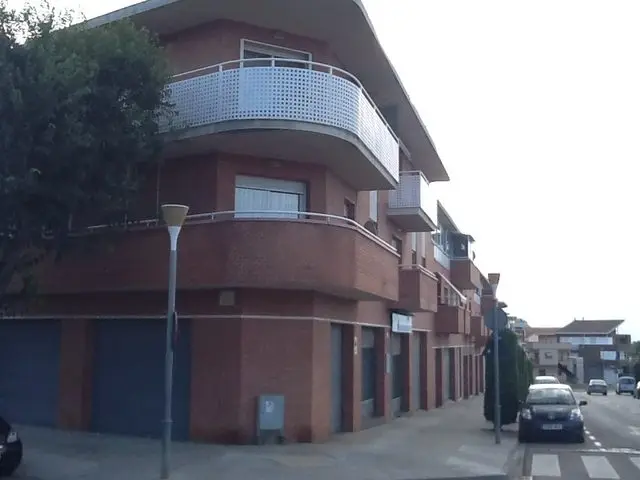 Avenida de la Llibertat, 25, 2º 2