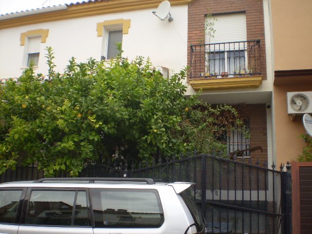 Calle Miguel de Cervantes, 5