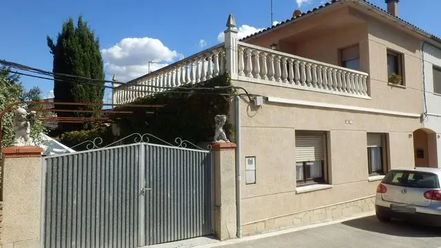 Avenida Vilanova i la Geltru, 29