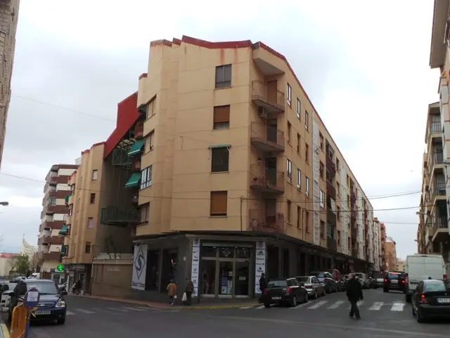 Calle 9 D´octubre 1. Escalera 1-A. Piso 3º-DERECHA