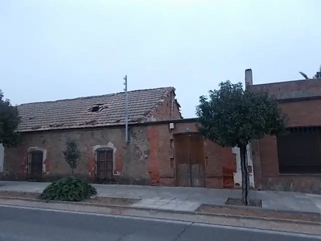 Avenida de Madrid, 28