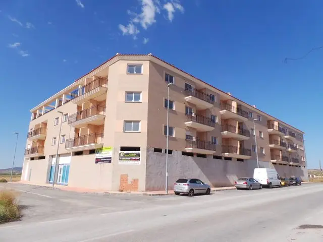 Carretera de Jumilla, 27