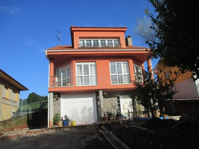 Caserio Cruz de Illas, 26. Avilés