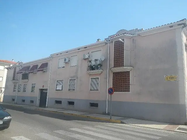 Calle la Haya, 14