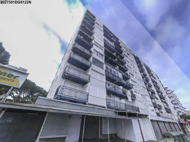 Barrio de los Pinos, 6, Puerta 17