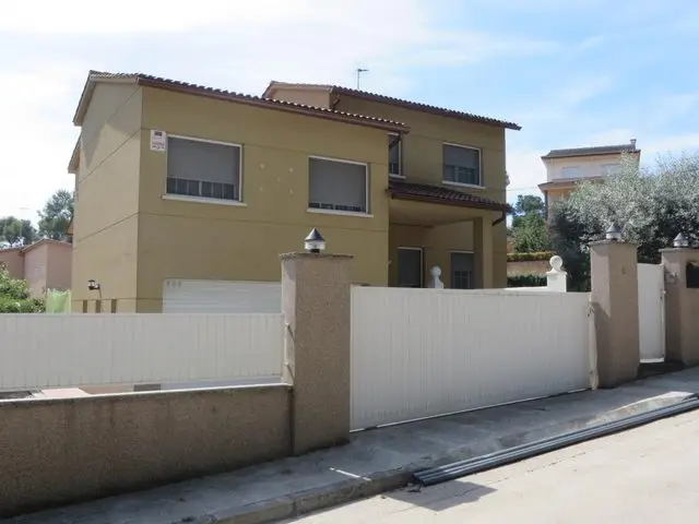 Calle Caldes de Montbui, 9