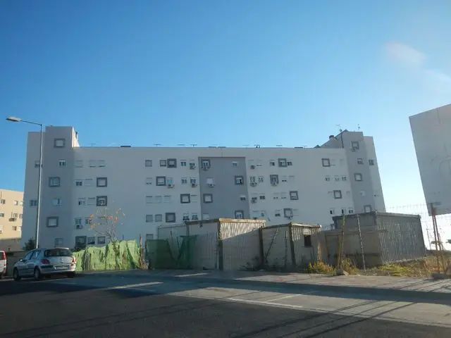 Avenida Aurora, 3