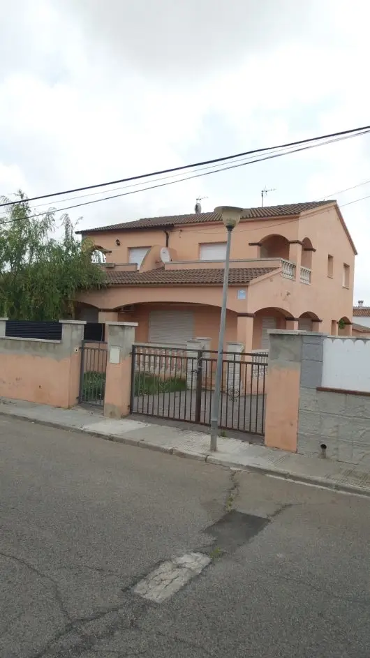 Calle Santa Joana, 13, Bajo