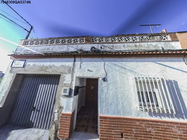 Calle Tarragona, 18