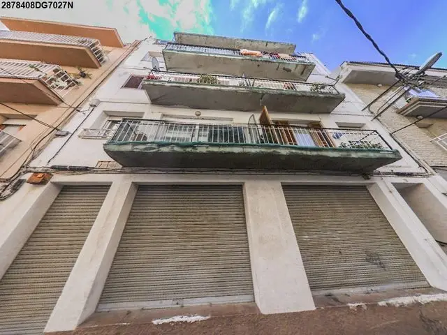 Calle Vallés 13 atico 1º