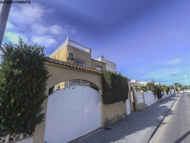 Calle Marcelina, 175