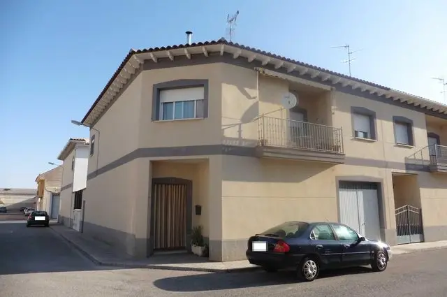 Calle Rafael Alberti, 1